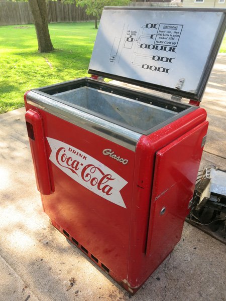 Glasco GBV50 Slider Coca Cola Machine For Sale - Image 10