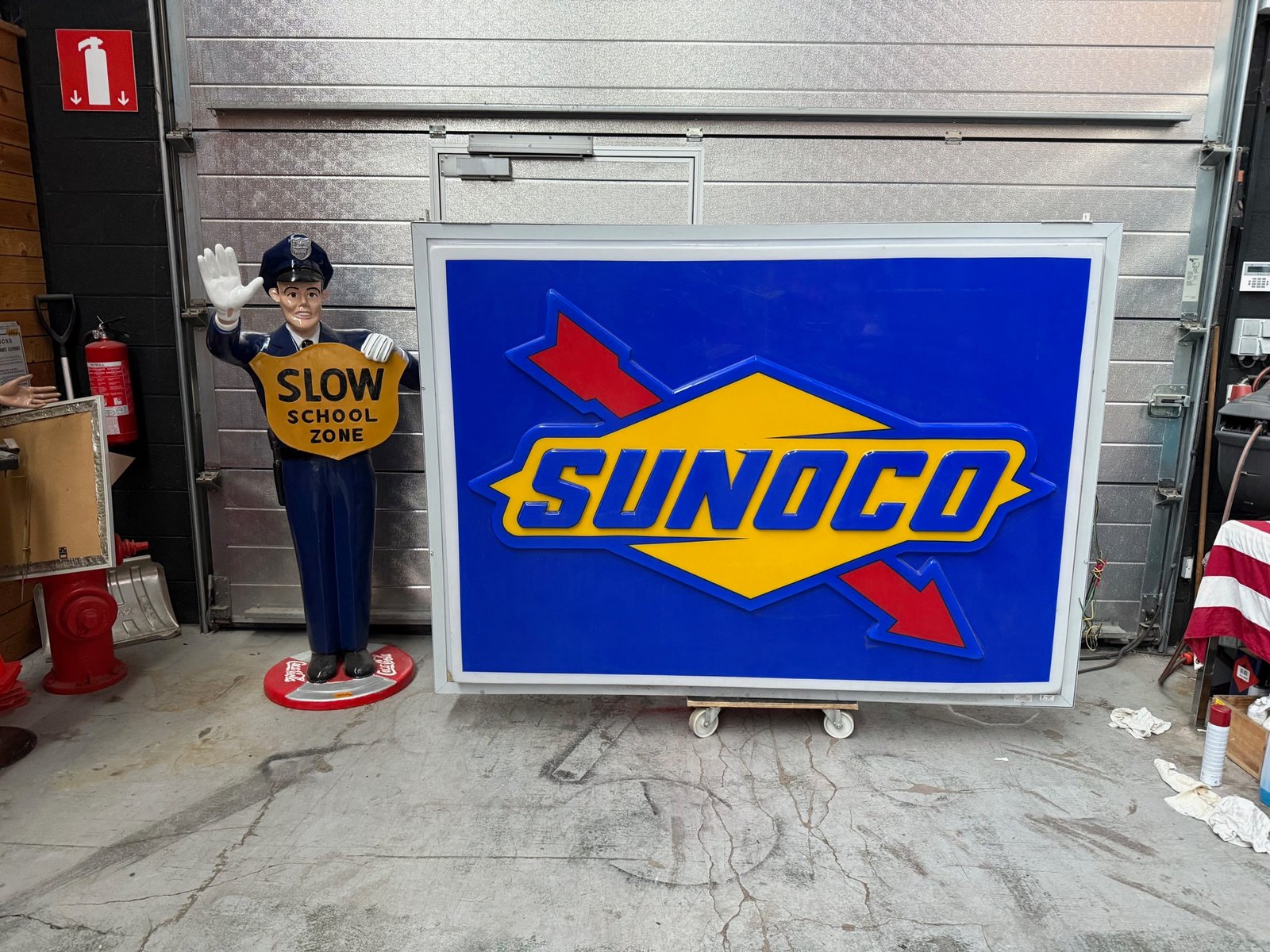 Authentic American Sunoco double-sided illuminated sign. - Image 6