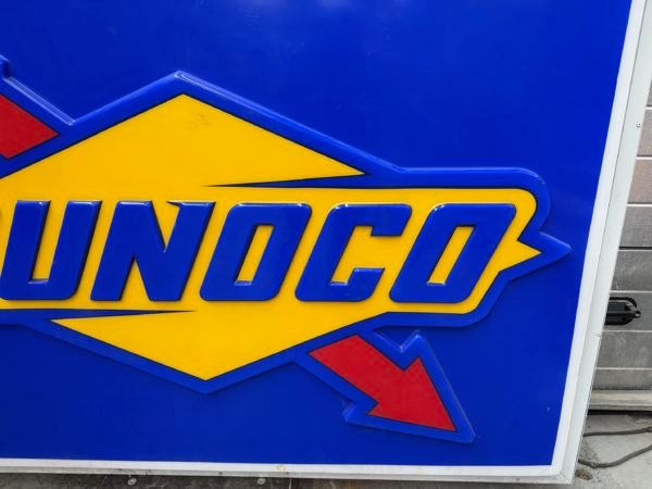 Authentic American Sunoco double-sided illuminated sign. - Image 2