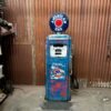 Gas pump 76 American gasoline 1953 original patina