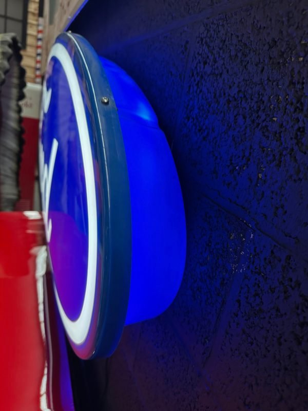 Ford Garage Illuminated Sign 160cm - Image 4