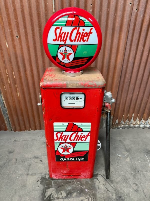 Original Texaco Sky Chief American gas pump.