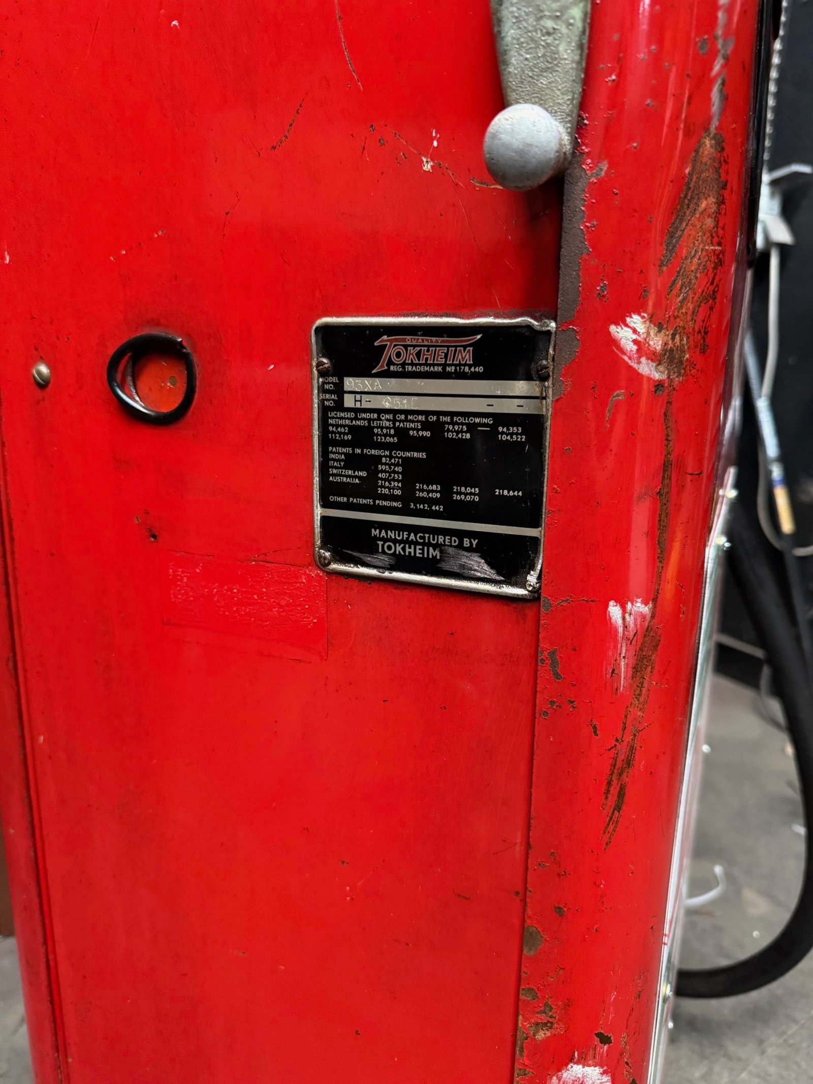 Original Texaco Sky Chief American gas pump. - Image 5