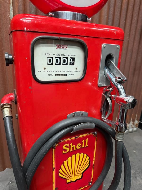 American Shell gas pump. - Image 5